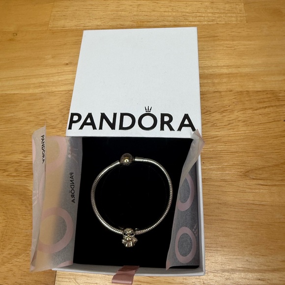 NWT Pandora Silver Bracelet with Grogu Charm